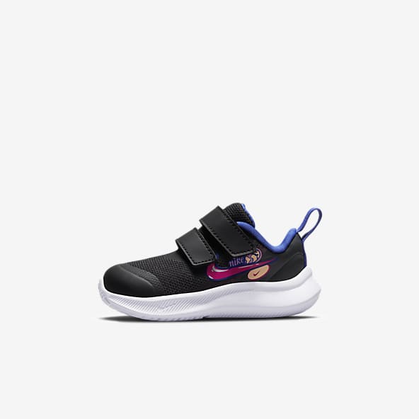 Strap Shoes. Nike